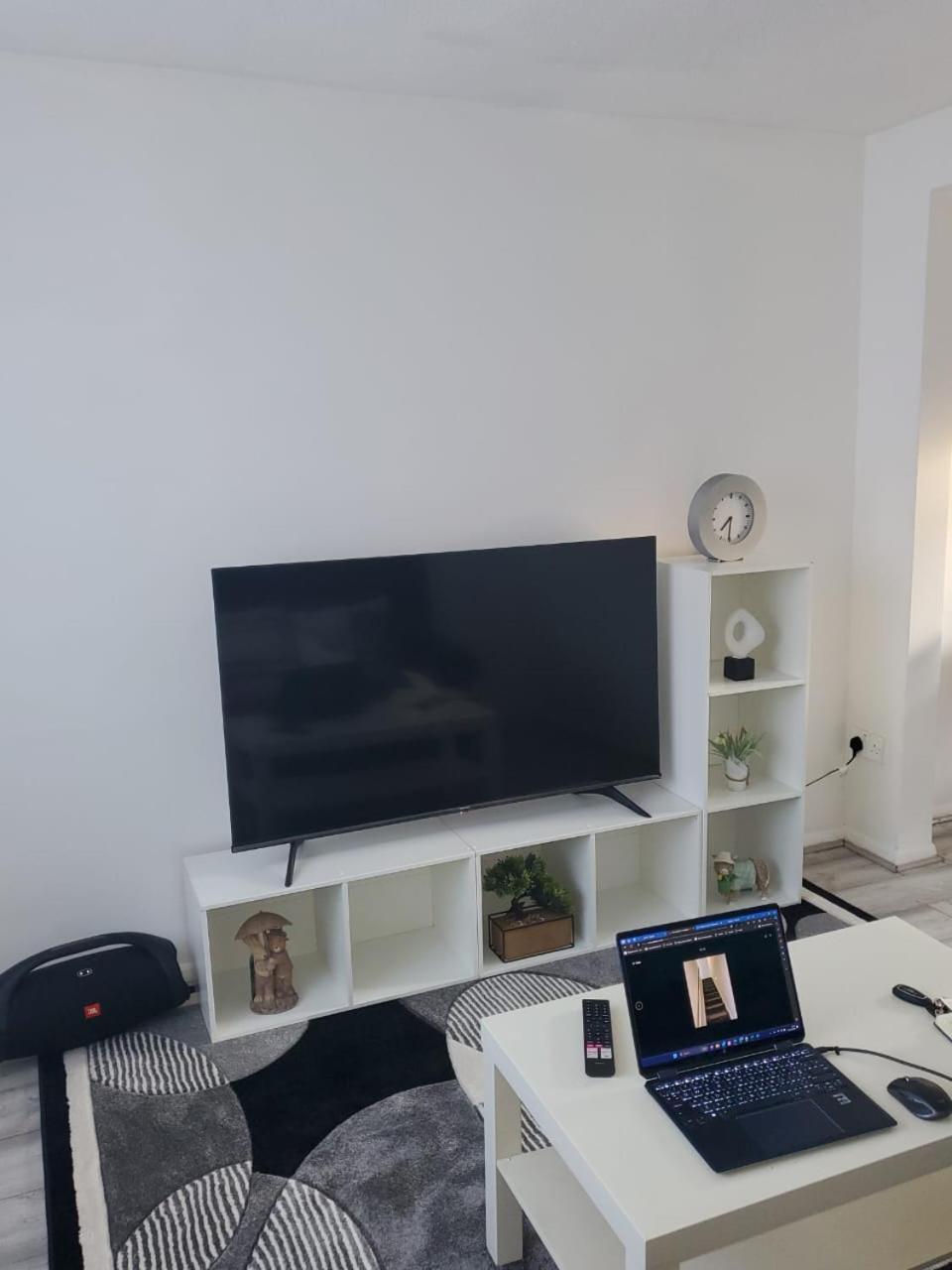 Auxano Apartments Londra Dış mekan fotoğraf