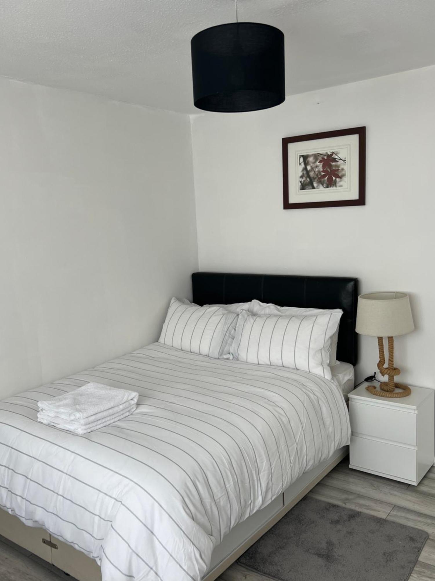 Auxano Apartments Londra Dış mekan fotoğraf