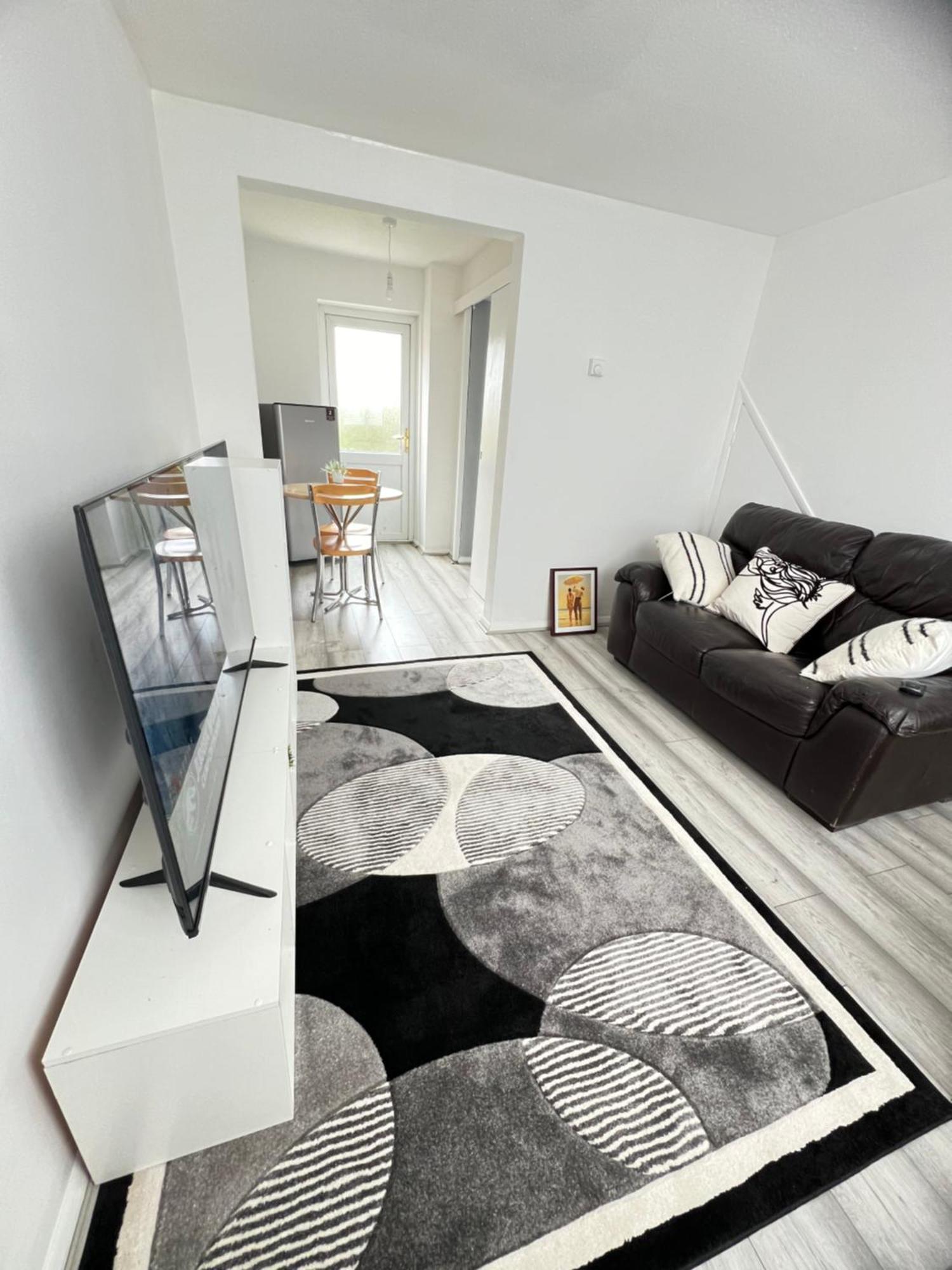Auxano Apartments Londra Dış mekan fotoğraf